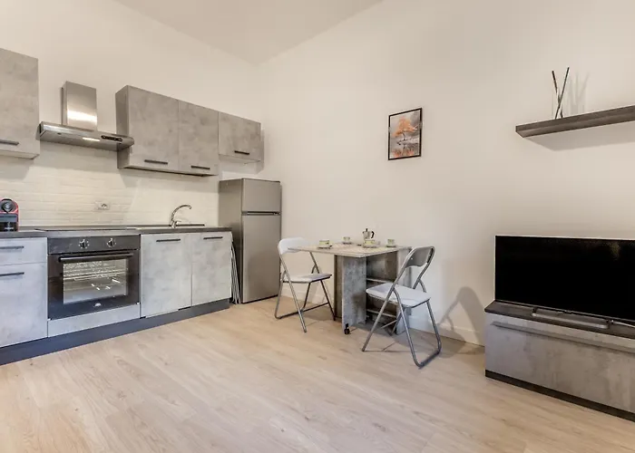 A Casa Di Max - Battistini Station 