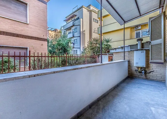 A Casa Di Max - Battistini Station 